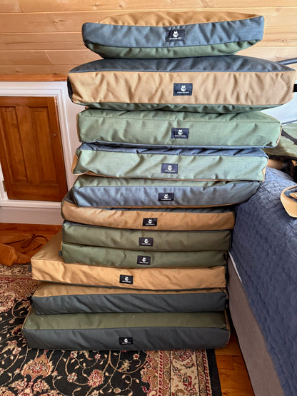 Coolorado Dog Bed
